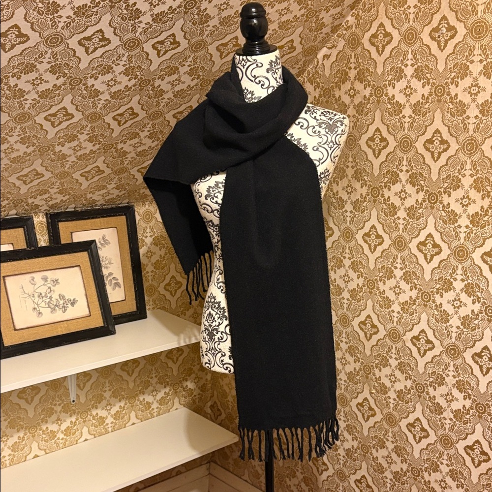 Vintage GAP Black lambswool Scarf